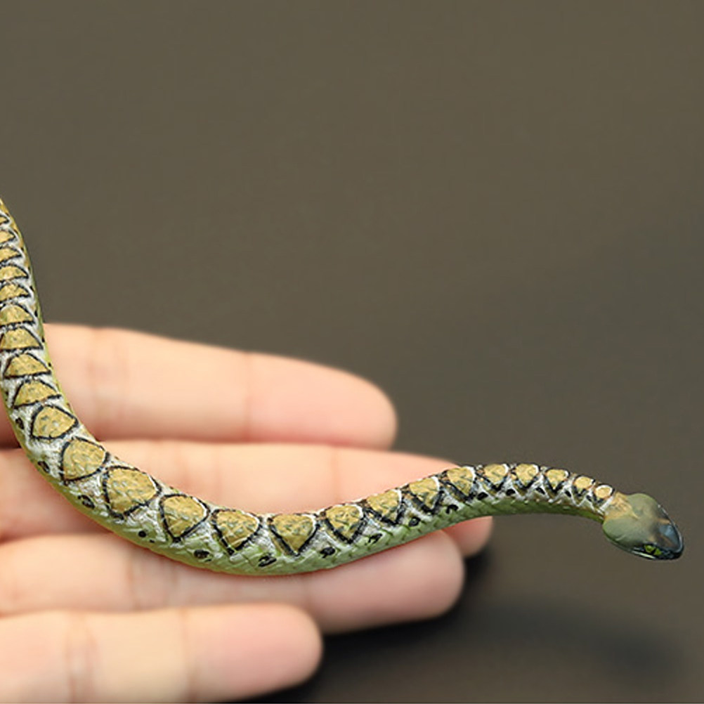Decoración de serpiente de PVC - Prank Toys reseña y precio