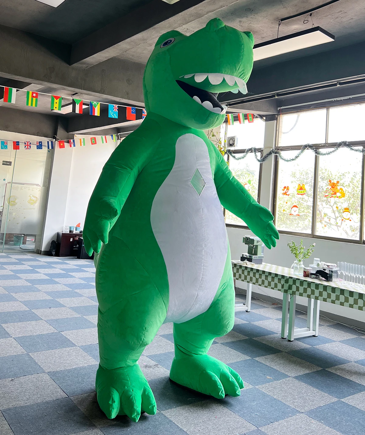 Disfraz de Dinosaurio Inflable - Inflatable Dinosaur Costume Adult reseña y precio